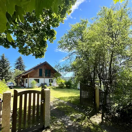Apartment Biohauszeit Im Tiroler-holzhaus