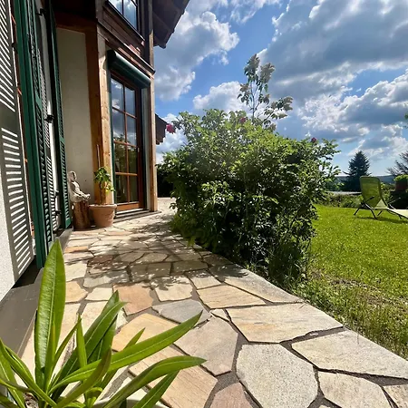 Biohauszeit Im Tiroler-holzhaus *