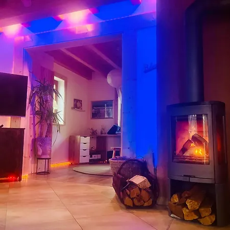 Biohauszeit Im Tiroler-holzhaus *